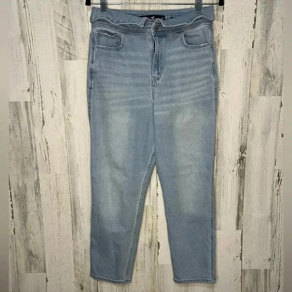 Hollister Ultra‎ High Rise Mon Jean Size 9